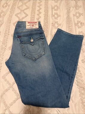 True Religion Women's Medium Blue Straight-Leg Jeans